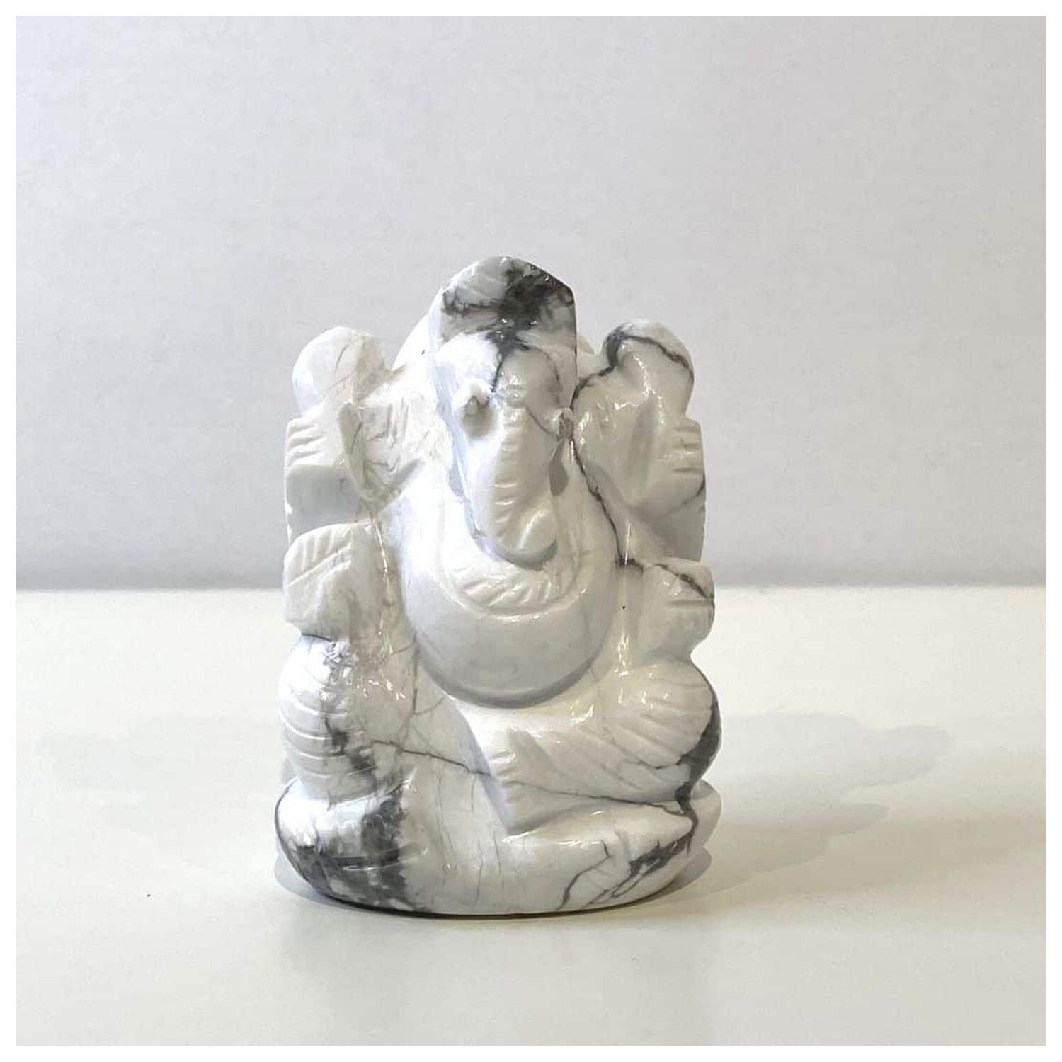 Ganesha Statue Howlit - 1 stk - 108 Blessings
